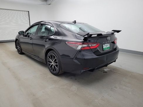 Used 2022 Toyota Camry SE image 5