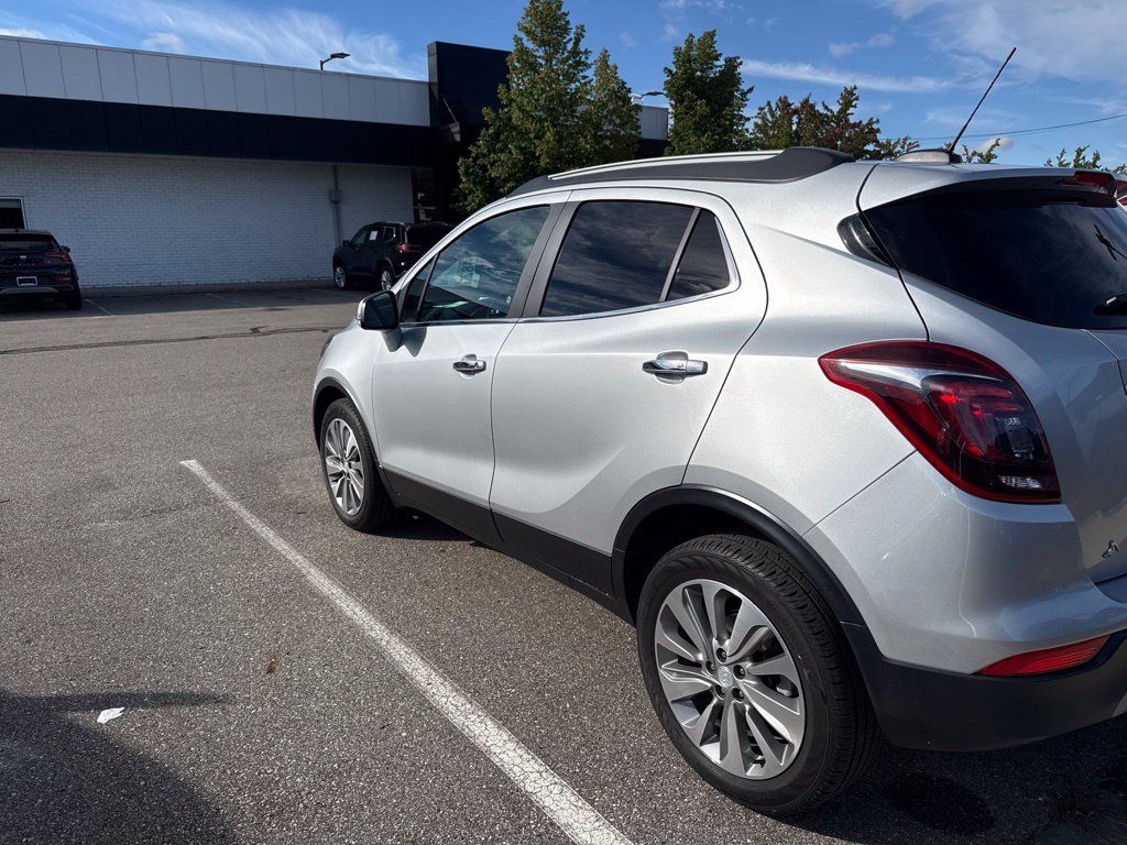Used 2019 Buick Encore Preferred FWD image 9