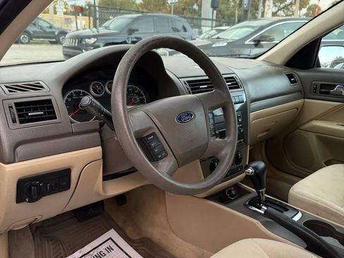 Used 2007 Ford Fusion SE image 12
