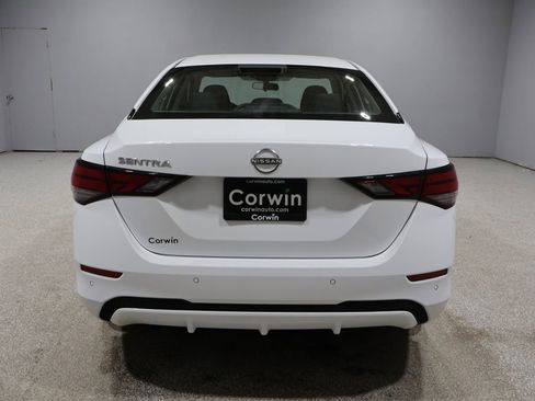 Used 2024 Nissan Sentra S image 3