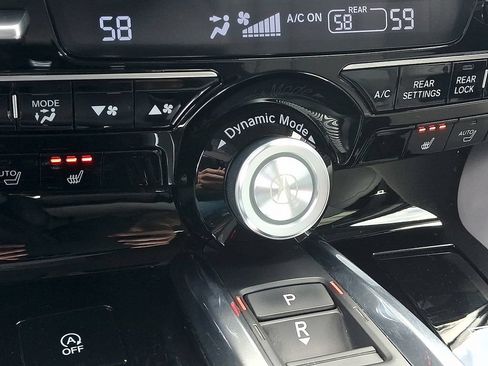 Used 2022 Acura MDX SH-AWD w/ Technology Package image 25