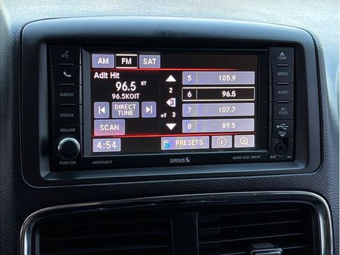 Used 2017 Dodge Grand Caravan SE w/ Power Window Group image 15