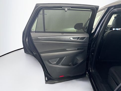 Used 2025 Volkswagen Atlas Cross Sport SE AWD/4WD image 27