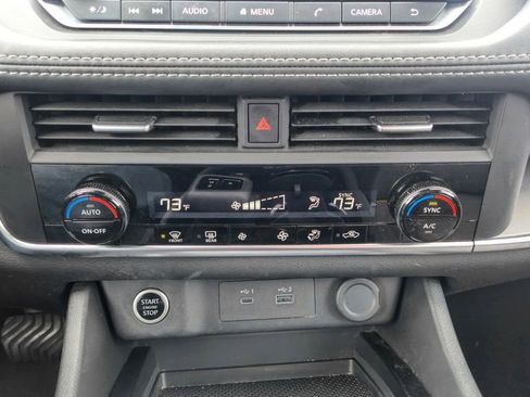 Used 2023 Nissan Rogue SV AWD/4WD image 27