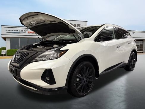 Used 2024 Nissan Murano SV w/ SV Midnight Edition Package image 16