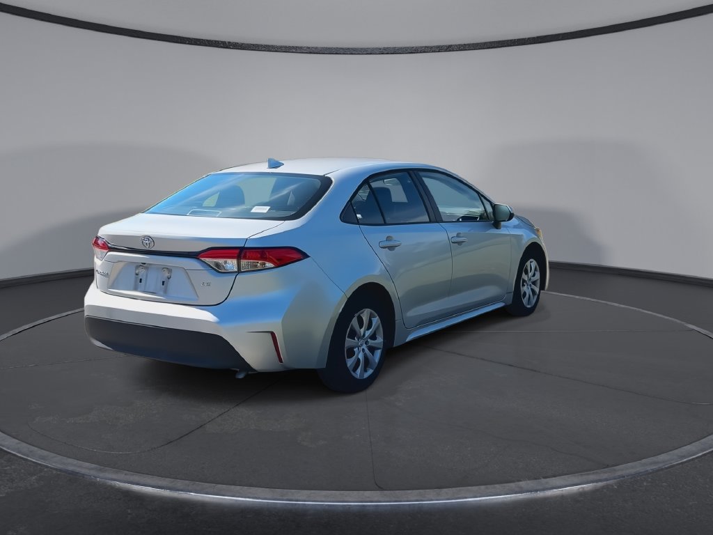 Used 2023 Toyota Corolla LE FWD image 8
