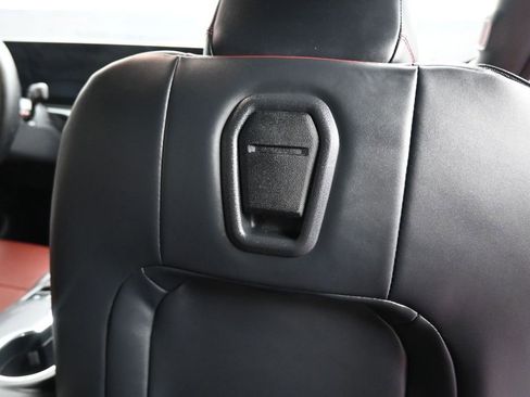 Used 2025 Ford Mustang GT Premium RWD image 39