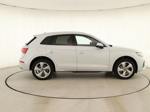 Certified 2023 Audi Q5 2.0T Premium Plus w/ Premium Plus Package AWD/4WD image 8