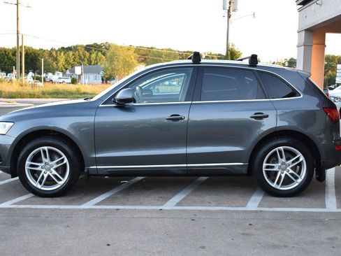 Used 2017 Audi Q5 2.0T Premium Plus w/ Technology Package image 5