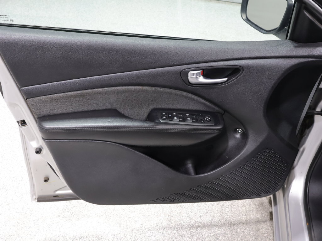 Used 2013 Dodge Dart Aero FWD image 21