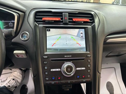 Used 2019 Ford Fusion Titanium AWD/4WD image 33