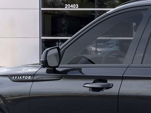 New 2026 Lincoln Aviator 2WD w/ Jet Appearance Package image 20