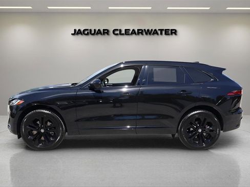 New 2026 Jaguar F-PACE R-Dynamic S image 2