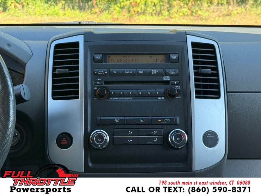 Used 2011 Nissan Frontier SV w/ SV Premium Utility Pkg AWD/4WD image 22