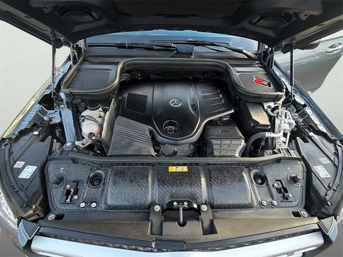 Certified 2023 Mercedes-Benz GLS 450 4MATIC image 23