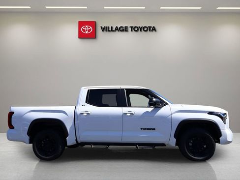 New 2026 Toyota Tundra SR5 AWD/4WD image 7