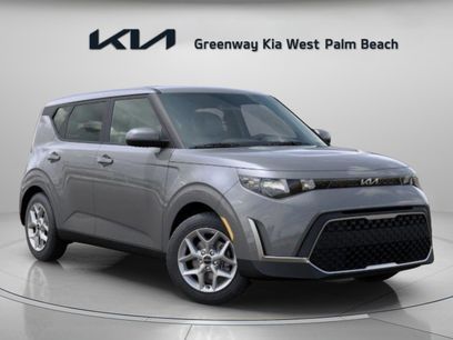 New 2025 Kia Soul LX