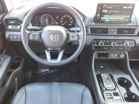 Used 2023 Honda Pilot EX-L image 13