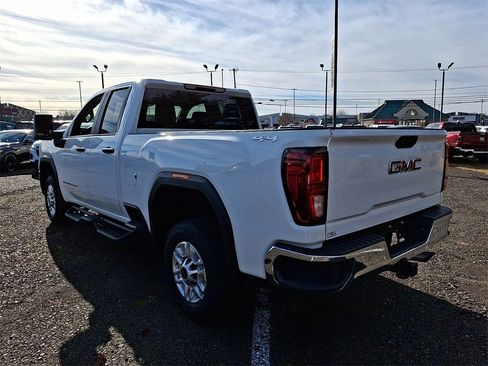 Used 2024 GMC Sierra 2500 Pro w/ Convenience Package image 4