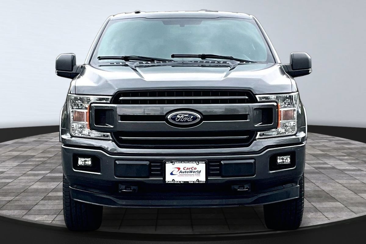 Used 2018 Ford F150 XLT w/ Equipment Group 302A Luxury AWD/4WD image 2