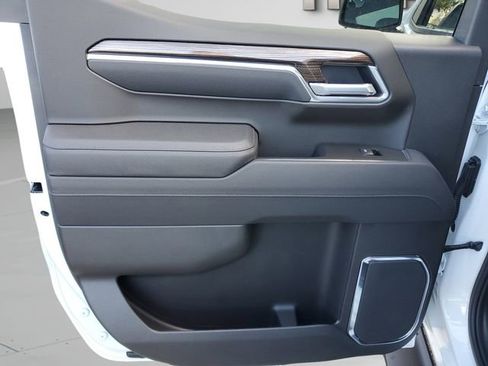 New 2026 Chevrolet Silverado 1500 LT image 12