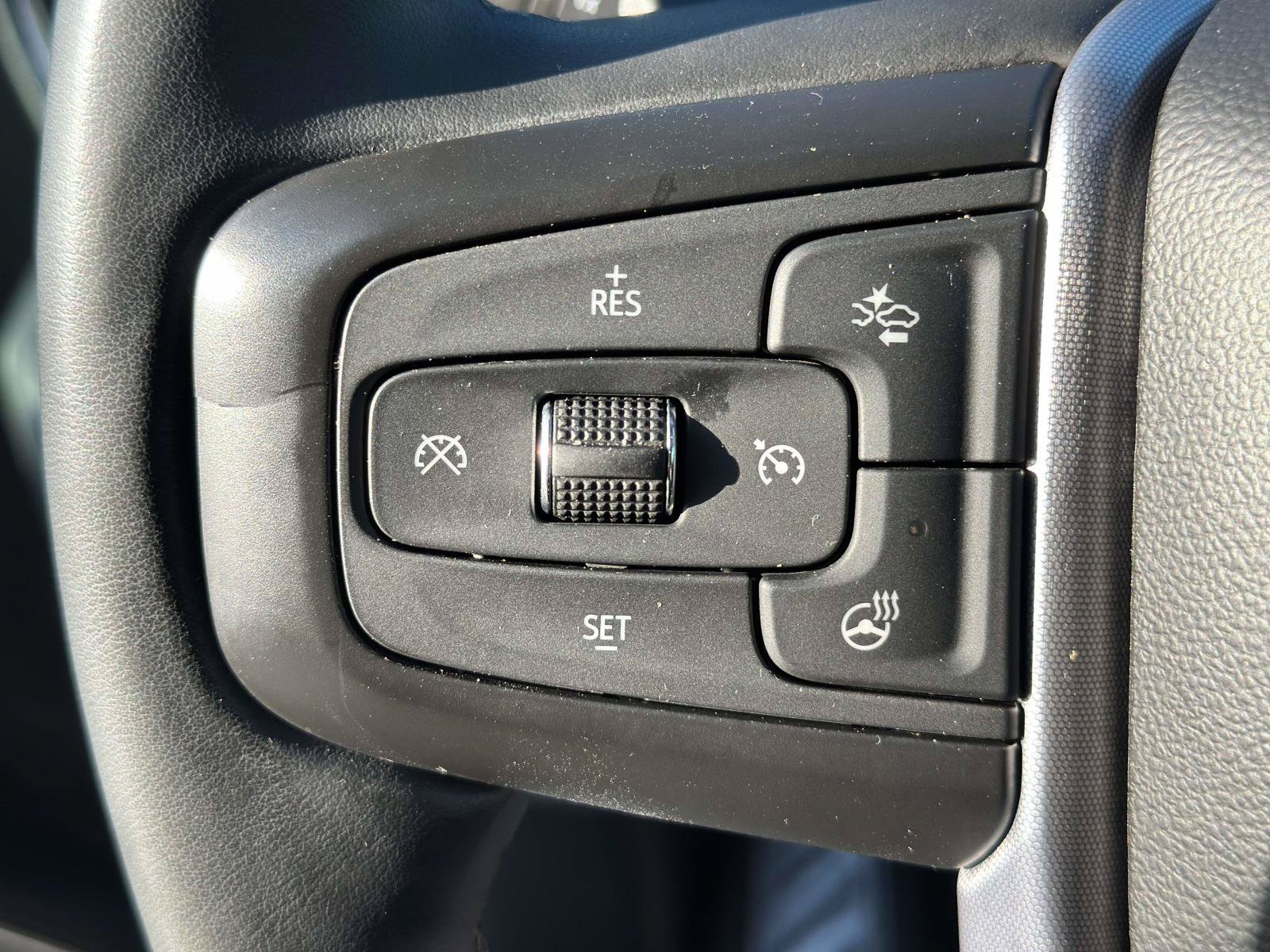 Used 2024 GMC Sierra 1500 Elevation w/ Elevation Premium Package AWD/4WD image 17