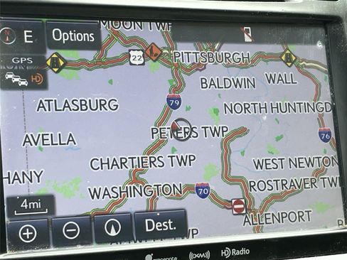 Used 2018 Toyota Highlander XLE AWD/4WD image 14