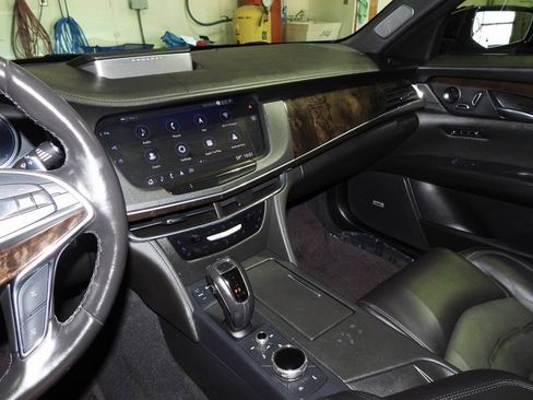 Used 2020 Cadillac CT6 Premium Luxury image 36