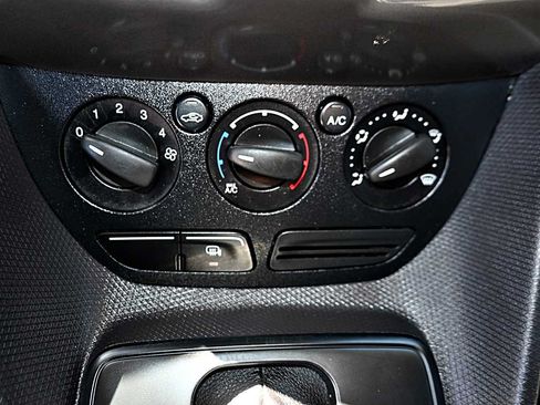 Used 2018 Ford Transit Connect XLT FWD image 24