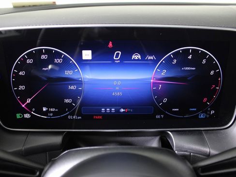 Certified 2025 Mercedes-Benz GLC 300 4MATIC image 17