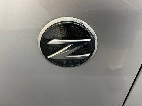 Used 2010 Nissan 370Z Touring RWD image 28