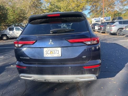 Used 2024 Mitsubishi Outlander SE image 12