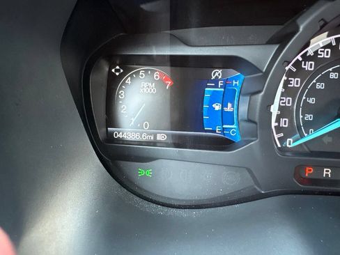 Used 2019 Ford Ranger Lariat w/ Technology Package AWD/4WD image 12