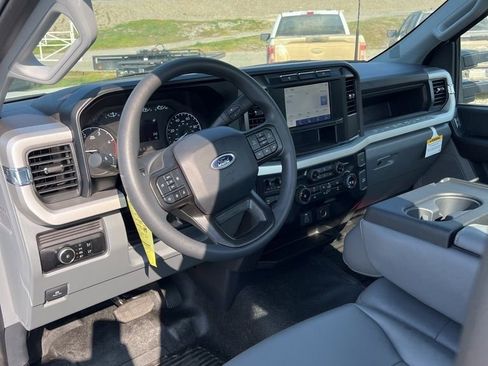 New 2024 Ford F550 4x4 Regular Cab Super Duty image 12