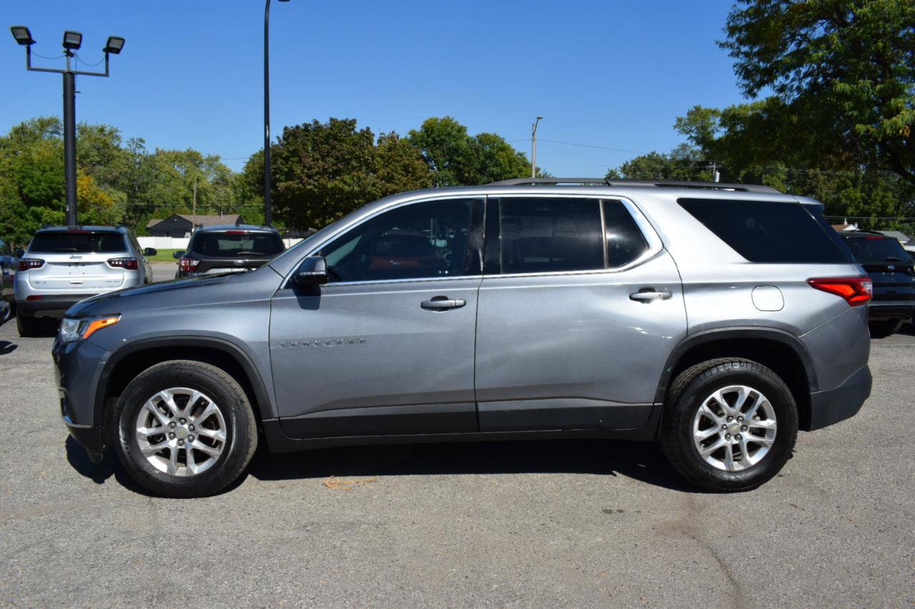 Used 2020 Chevrolet Traverse LT FWD image 9
