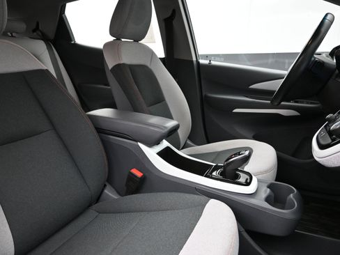 Used 2020 Chevrolet Bolt LT FWD image 26