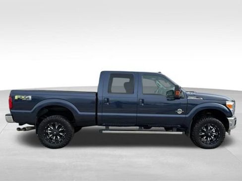 Used 2015 Ford F250 Lariat w/ Lariat Interior Package image 4