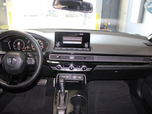 Used 2024 Honda Civic Sport image 26