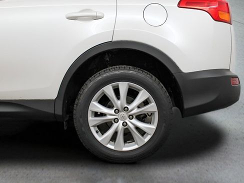 Used 2014 Toyota RAV4 Limited FWD image 37