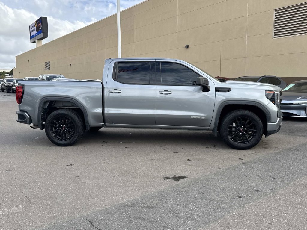 Used 2023 GMC Sierra 1500 Elevation RWD image 2