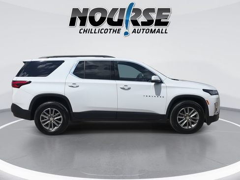 Used 2023 Chevrolet Traverse LT w/ LPO, Cargo Package AWD/4WD image 9