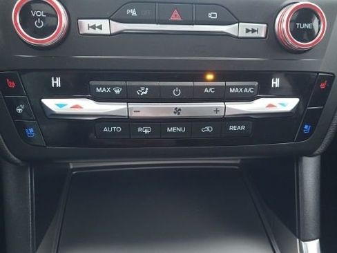 Used 2020 Ford Explorer ST w/ ST Street Pack image 22