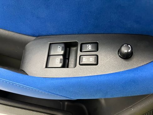 Used 2024 Nissan Z Performance w/ Floor Mat Package image 12