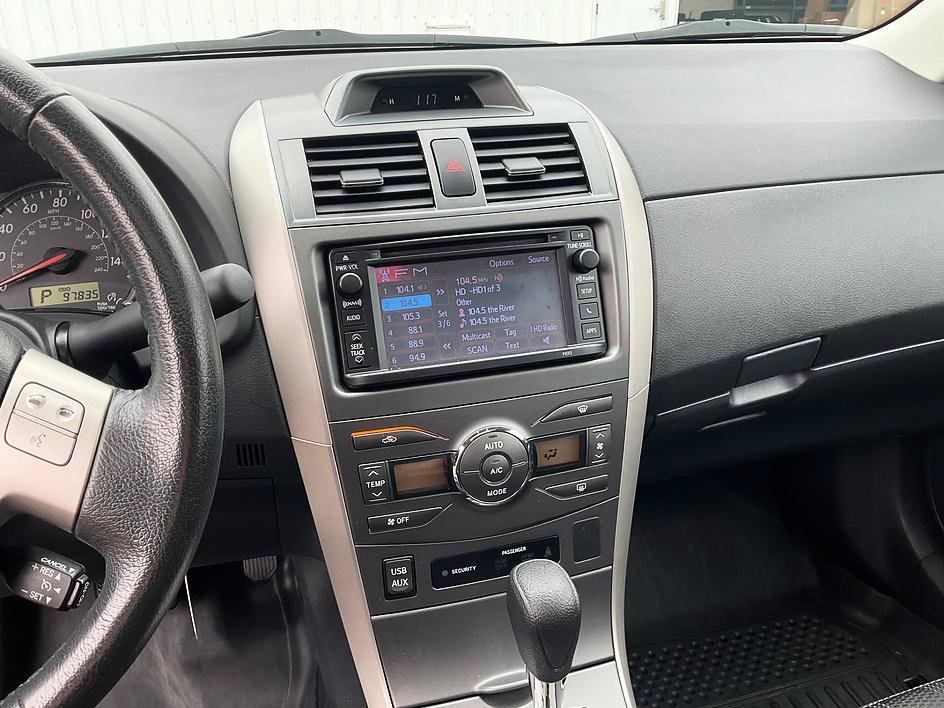 Used 2013 Toyota Corolla S w/ Premium Complete Pkg FWD image 5