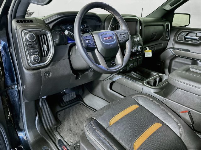 Used 2022 GMC Sierra 1500 AT4 w/ AT4 Preferred Package AWD/4WD image 10