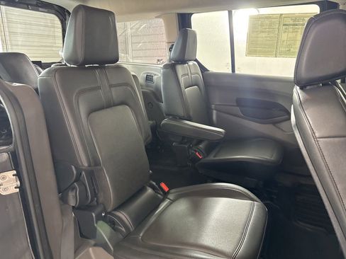 Used 2022 Ford Transit Connect XL FWD image 21