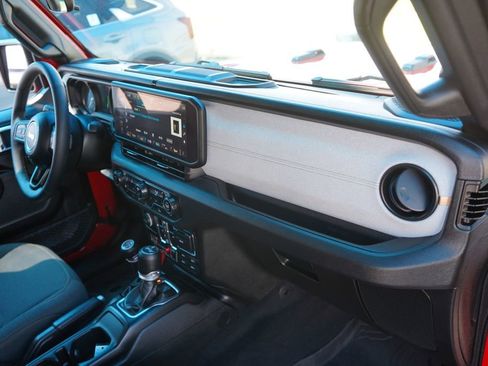 Used 2025 Jeep Wrangler Unlimited Sport S 4xe AWD/4WD image 21