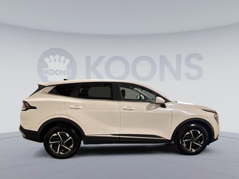 Used 2023 Kia Sportage LX AWD/4WD image 12
