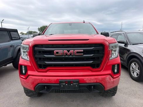 Used 2019 GMC Sierra 1500 Elevation w/ X31 Off-Road Package AWD/4WD image 2