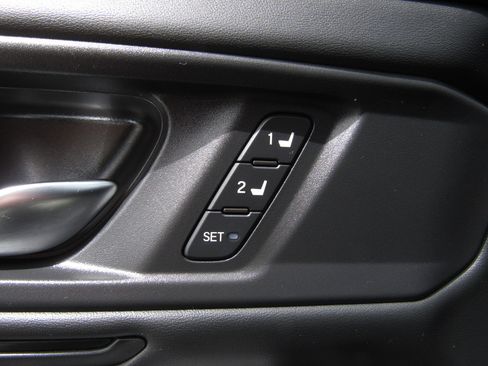 Used 2024 Honda Accord EX-L image 23